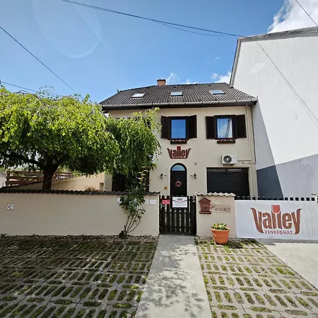 Valley Vendeghaz 3* 埃格尔